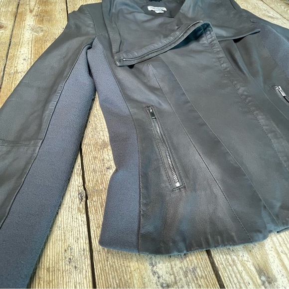 LAMARQUE Gray Soft Leather Moto Jacket Asymmetric Zip Funnel Neck Size M - Picture 5 of 9